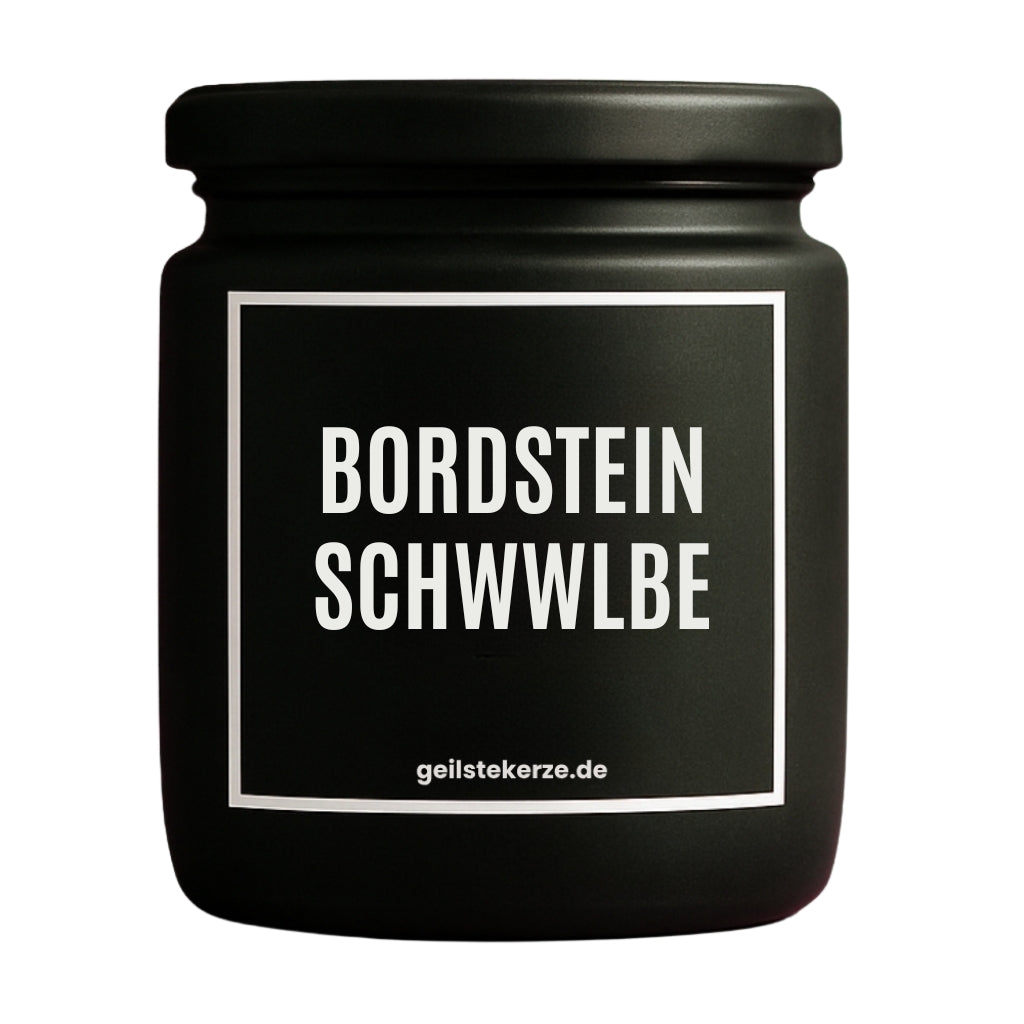 Duftkerze mit Spruch von geilstekerze ist der neue Geschenketrend. Diese witzige Kerze Vegane Bio-Kerze mit Spruch – BORDSTEINSCHWALBE brennt mega lange sagenhafte 80 Stunde, hochwertige ätherische Öle schaffen beste Duftverteilung. Mit 1400 lustigen Sprüchen perfekt zum Verschenken. Handgemacht in Deutschland von geilstekerze.de -Die beste Duftkerze die du kaufen kannst.