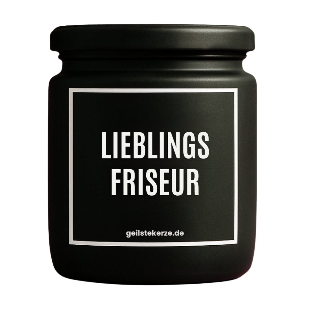 Duftkerze mit Spruch von geilstekerze ist der neue Geschenketrend. Diese witzige Kerze Vegane Bio-Kerze mit Spruch – LIEBLINGSFRISEUR brennt mega lange sagenhafte 80 Stunde, hochwertige ätherische Öle schaffen beste Duftverteilung. Mit 1400 lustigen Sprüchen perfekt zum Verschenken. Handgemacht in Deutschland von geilstekerze.de -Die beste Duftkerze die du kaufen kannst.