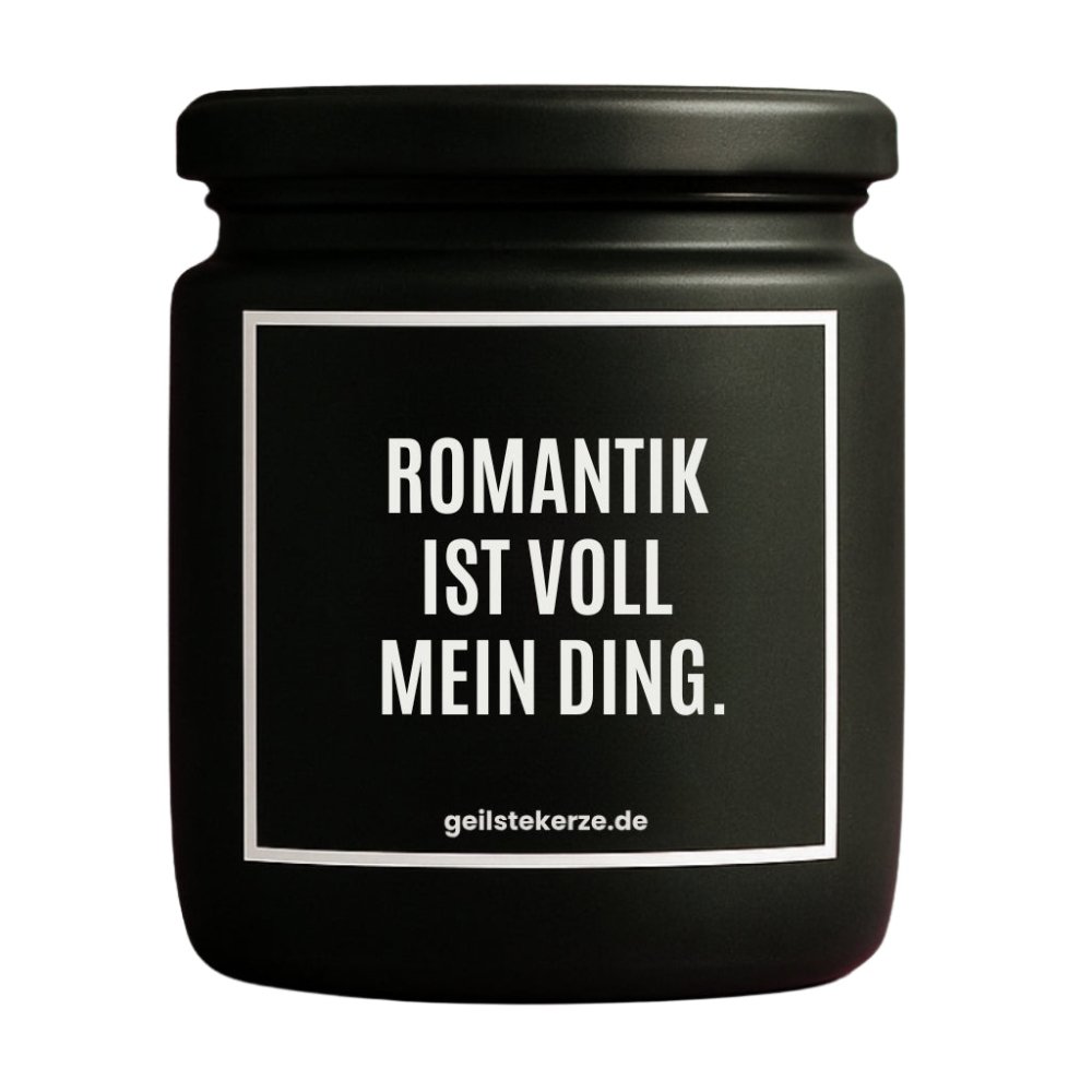 Duftkerze mit Spruch von geilstekerze ist der neue Geschenketrend. Diese witzige Kerze Vegane Bio-Kerze mit Spruch – ROMANTIK IST VOLL MEIN DING. brennt mega lange sagenhafte 80 Stunde, hochwertige ätherische Öle schaffen beste Duftverteilung. Mit 1400 lustigen Sprüchen perfekt zum Verschenken. Handgemacht in Deutschland von geilstekerze.de -Die beste Duftkerze die du kaufen kannst.