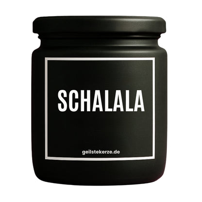 Erste von künstlicher Intelligenz kreierte Vegane Bio-Kerze mit Spruch – SCHALALA Mega lange Brenndauer von 80 Stunde, hochwertige ätherische Öle schaffen beste Duftverteilung. Mit 1400 lustigen Sprüchen perfekt zum Verschenken. Handgemacht in Deutschland von geilstekerze.de -Die beste Duftkerze die du kaufen kannst.