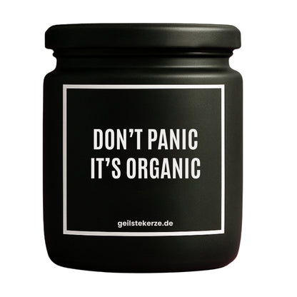 Erste von künstlicher Intelligenz kreierte Vegane Bio-Kerze mit Spruch – DON‘T PANIC IT‘S ORGANIC Mega lange Brenndauer von 80 Stunde, hochwertige ätherische Öle schaffen beste Duftverteilung. Mit 1400 lustigen Sprüchen perfekt zum Verschenken. Handgemacht in Deutschland von geilstekerze.de -Die beste Duftkerze die du kaufen kannst.