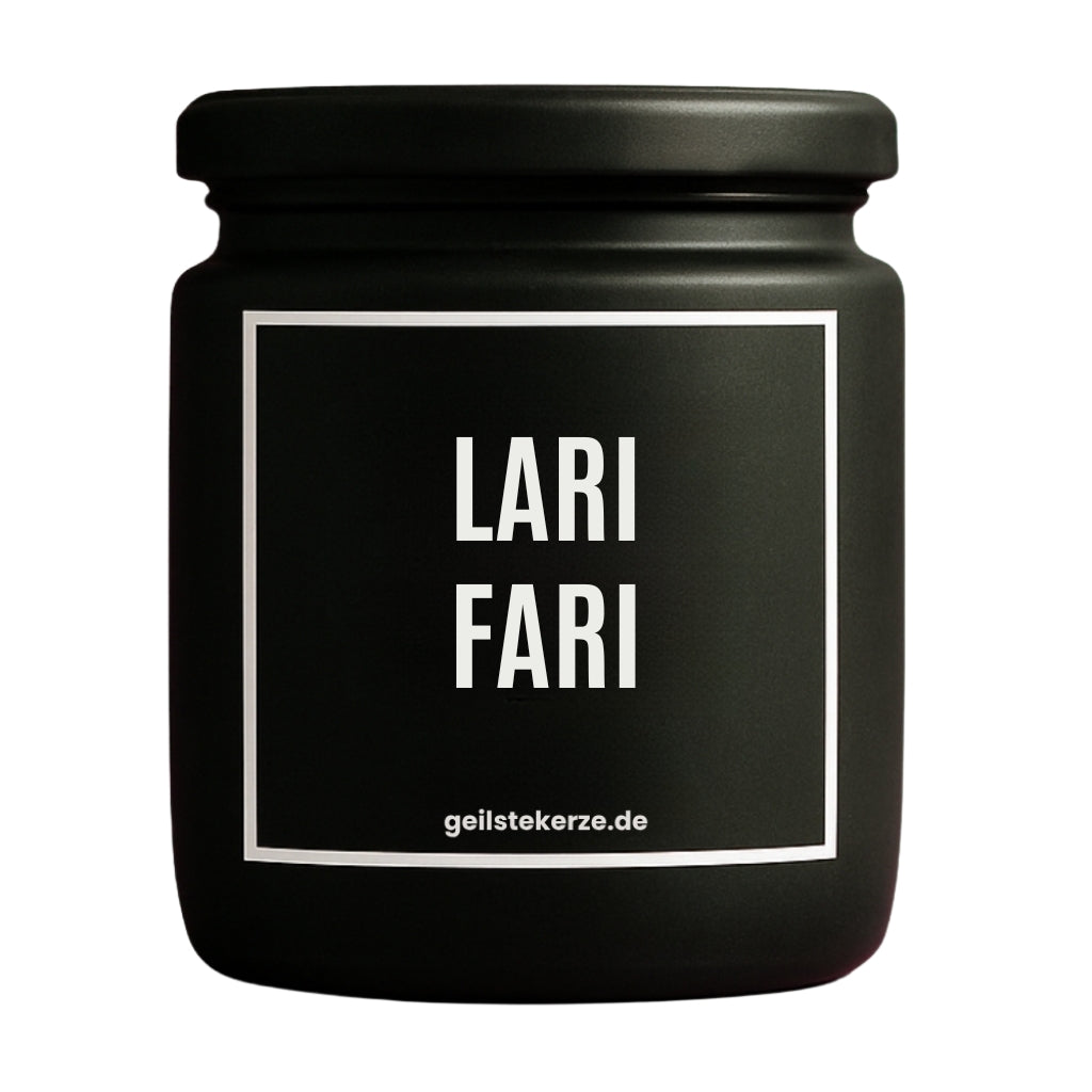 Erste von künstlicher Intelligenz kreierte Vegane Bio-Kerze mit Spruch – LARIFARI Mega lange Brenndauer von 80 Stunde, hochwertige ätherische Öle schaffen beste Duftverteilung. Mit 1400 lustigen Sprüchen perfekt zum Verschenken. Handgemacht in Deutschland von geilstekerze.de -Die beste Duftkerze die du kaufen kannst.