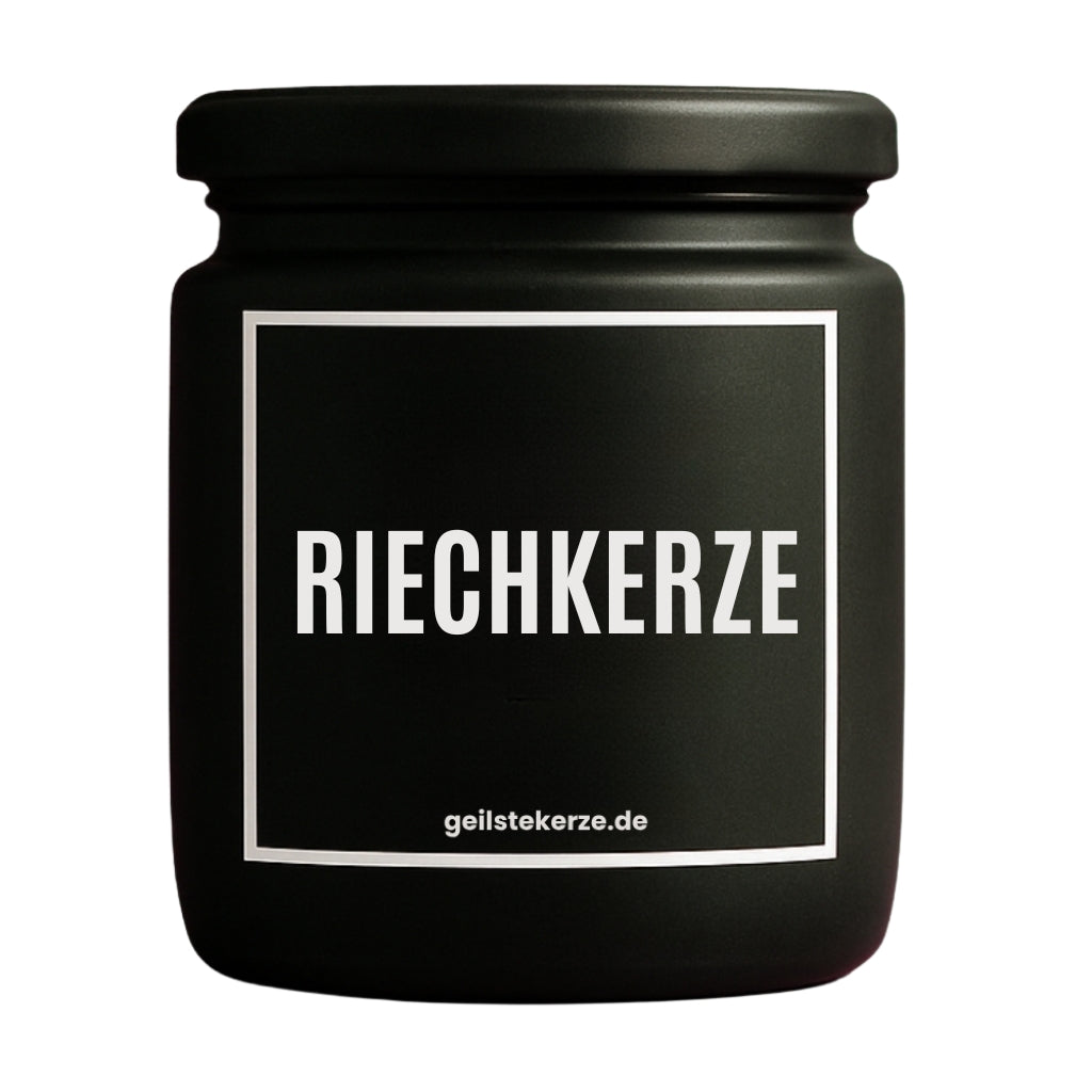 Erste von künstlicher Intelligenz kreierte Vegane Bio-Kerze mit Spruch – RIECHKERZE Mega lange Brenndauer von 80 Stunde, hochwertige ätherische Öle schaffen beste Duftverteilung. Mit 1400 lustigen Sprüchen perfekt zum Verschenken. Handgemacht in Deutschland von geilstekerze.de -Die beste Duftkerze die du kaufen kannst.