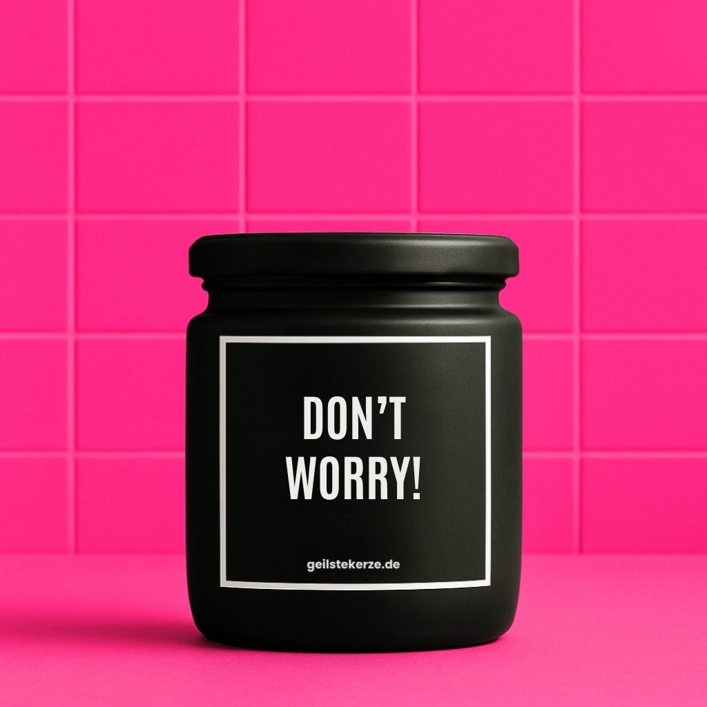 Erste von künstlicher Intelligenz kreierte Vegane Bio-Kerze mit Spruch – DON‘T WORRY! Mega lange Brenndauer von 80 Stunde, hochwertige ätherische Öle schaffen beste Duftverteilung. Mit 1400 lustigen Sprüchen perfekt zum Verschenken. Handgemacht in Deutschland von geilstekerze.de -Die beste Duftkerze die du kaufen kannst.