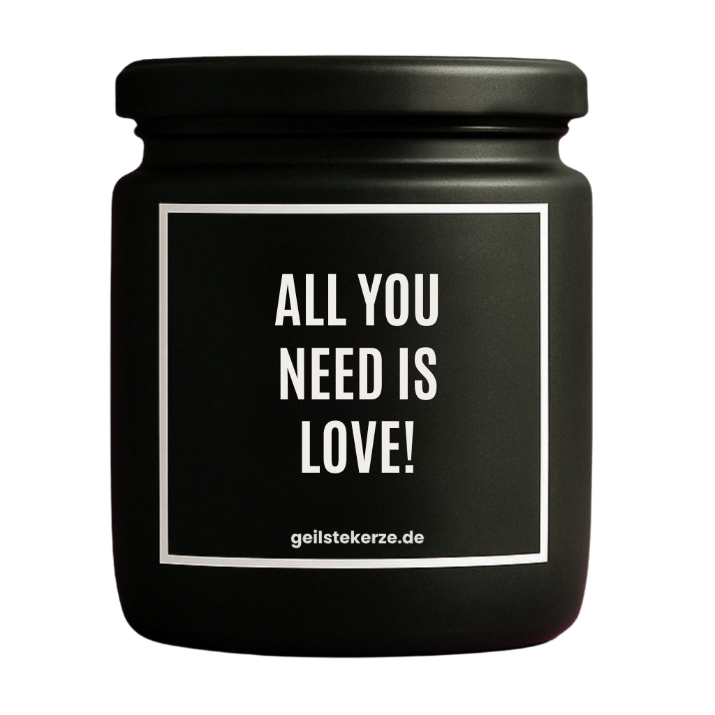 Erste von künstlicher Intelligenz kreierte Vegane Bio-Kerze mit Spruch – ALL YOU NEED IS LOVE! Mega lange Brenndauer von 80 Stunde, hochwertige ätherische Öle schaffen beste Duftverteilung. Mit 1400 lustigen Sprüchen perfekt zum Verschenken. Handgemacht in Deutschland von geilstekerze.de -Die beste Duftkerze die du kaufen kannst.