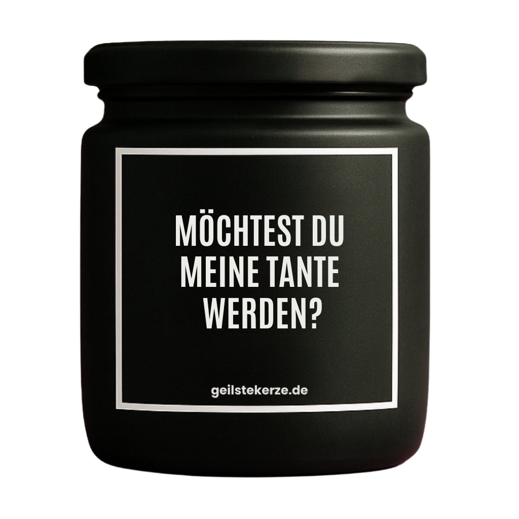 Erste von künstlicher Intelligenz kreierte Vegane Bio-Kerze mit Spruch – MÖCHTEST DU MEINE TANTE WERDEN? Mega lange Brenndauer von 80 Stunde, hochwertige ätherische Öle schaffen beste Duftverteilung. Mit 1400 lustigen Sprüchen perfekt zum Verschenken. Handgemacht in Deutschland von geilstekerze.de -Die beste Duftkerze die du kaufen kannst.
