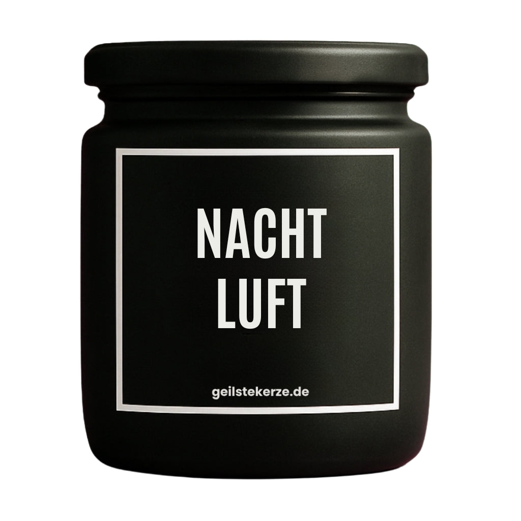 Erste von künstlicher Intelligenz kreierte Vegane Bio-Kerze mit Spruch – NACHTLUFT Mega lange Brenndauer von 80 Stunde, hochwertige ätherische Öle schaffen beste Duftverteilung. Mit 1400 lustigen Sprüchen perfekt zum Verschenken. Handgemacht in Deutschland von geilstekerze.de -Die beste Duftkerze die du kaufen kannst.