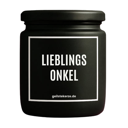 Erste von künstlicher Intelligenz kreierte Vegane Bio-Kerze mit Spruch – LIEBLINGSONKEL Mega lange Brenndauer von 80 Stunde, hochwertige ätherische Öle schaffen beste Duftverteilung. Mit 1400 lustigen Sprüchen perfekt zum Verschenken. Handgemacht in Deutschland von geilstekerze.de -Die beste Duftkerze die du kaufen kannst.