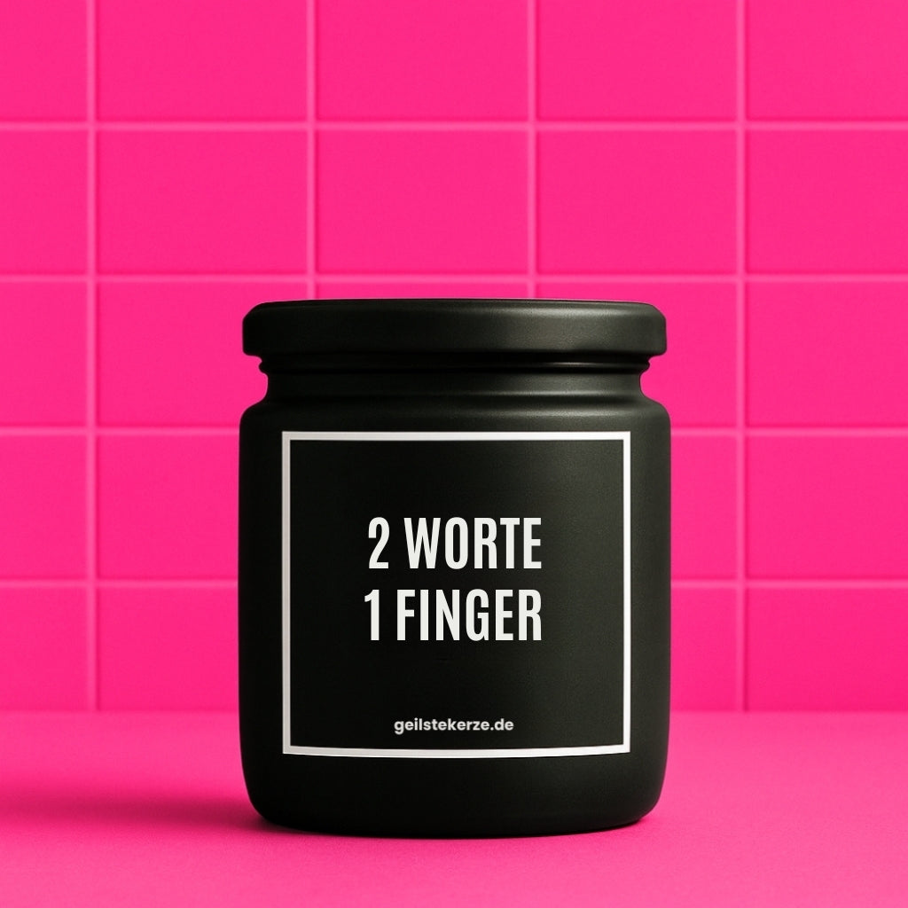 Duftkerze mit Spruch von geilstekerze ist der neue Geschenketrend. Diese witzige Kerze Vegane Bio-Kerze mit Spruch – 2 Worte 1 Finger brennt mega lange sagenhafte 80 Stunde, hochwertige ätherische Öle schaffen beste Duftverteilung. Mit 1400 lustigen Sprüchen perfekt zum Verschenken. Handgemacht in Deutschland von geilstekerze.de -Die beste Duftkerze die du kaufen kannst.