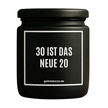 30 IST DAS NEUE 20 Duftkerze Detail – weißes Sojawachs, handgemacht