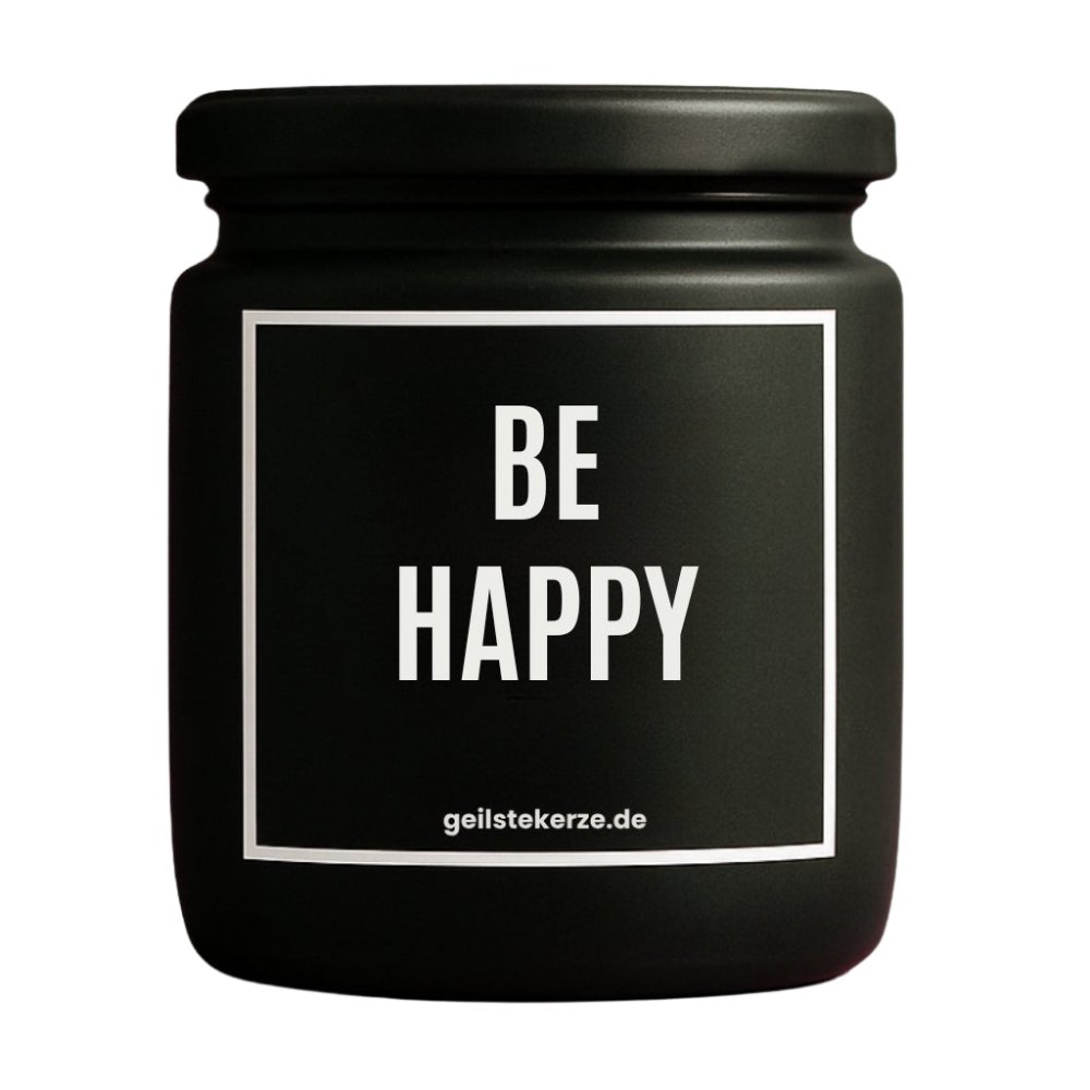 Duftkerze mit Spruch von geilstekerze ist der neue Geschenketrend. Diese witzige Kerze Vegane Bio-Kerze mit Spruch – BE HAPPY brennt mega lange sagenhafte 80 Stunde, hochwertige ätherische Öle schaffen beste Duftverteilung. Mit 1400 lustigen Sprüchen perfekt zum Verschenken. Handgemacht in Deutschland von geilstekerze.de -Die beste Duftkerze die du kaufen kannst.