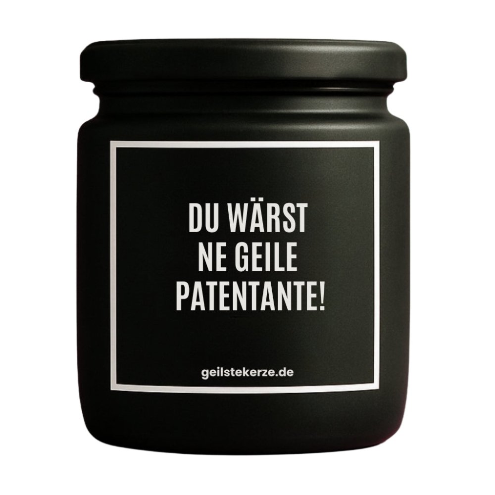 Duftkerze mit Spruch von geilstekerze ist der neue Geschenketrend. Diese witzige Kerze Vegane Bio-Kerze mit Spruch – DU WÄRST NE GEILE PATENTANTE! brennt mega lange sagenhafte 80 Stunde, hochwertige ätherische Öle schaffen beste Duftverteilung. Mit 1400 lustigen Sprüchen perfekt zum Verschenken. Handgemacht in Deutschland von geilstekerze.de -Die beste Duftkerze die du kaufen kannst.