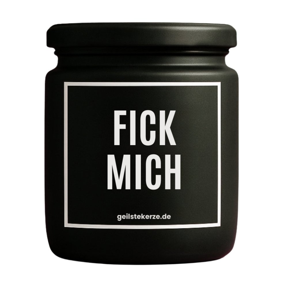 Duftkerze mit Spruch von geilstekerze ist der neue Geschenketrend. Diese witzige Kerze Vegane Bio-Kerze mit Spruch – FICK MICH brennt mega lange sagenhafte 80 Stunde, hochwertige ätherische Öle schaffen beste Duftverteilung. Mit 1400 lustigen Sprüchen perfekt zum Verschenken. Handgemacht in Deutschland von geilstekerze.de -Die beste Duftkerze die du kaufen kannst.
