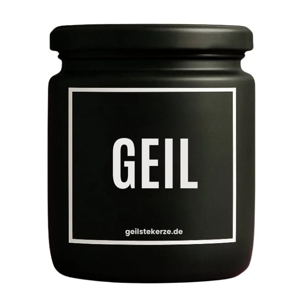Duftkerze mit Spruch von geilstekerze ist der neue Geschenketrend. Diese witzige Kerze Vegane Bio-Kerze mit Spruch – GEIL brennt mega lange sagenhafte 80 Stunde, hochwertige ätherische Öle schaffen beste Duftverteilung. Mit 1400 lustigen Sprüchen perfekt zum Verschenken. Handgemacht in Deutschland von geilstekerze.de -Die beste Duftkerze die du kaufen kannst.