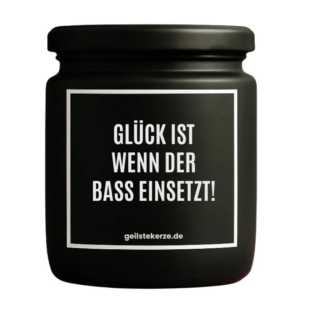 Vegane Bio-Kerze mit Spruch – GLÜCK IST WENN DER BASS EINSETZT!