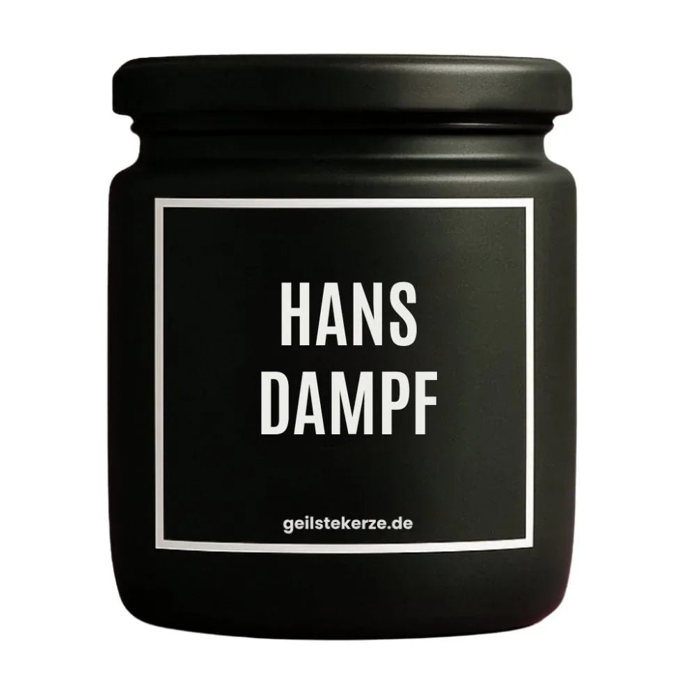 Duftkerze mit Spruch von geilstekerze ist der neue Geschenketrend. Diese witzige Kerze Vegane Bio-Kerze mit Spruch – HANSDAMPF brennt mega lange sagenhafte 80 Stunde, hochwertige ätherische Öle schaffen beste Duftverteilung. Mit 1400 lustigen Sprüchen perfekt zum Verschenken. Handgemacht in Deutschland von geilstekerze.de -Die beste Duftkerze die du kaufen kannst.