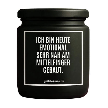 EMOTIONAL NAH AM MITTELFINGER GEBAUT Duftkerze Detail – Sojawachs, handgemacht