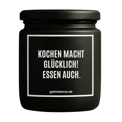 Duftkerze mit Spruch von geilstekerze ist der neue Geschenketrend. Diese witzige Kerze Vegane Bio-Kerze mit Spruch – KOCHEN MACHT GLÜCKLICH! ESSEN AUCH. brennt mega lange sagenhafte 80 Stunde, hochwertige ätherische Öle schaffen beste Duftverteilung. Mit 1400 lustigen Sprüchen perfekt zum Verschenken. Handgemacht in Deutschland von geilstekerze.de -Die beste Duftkerze die du kaufen kannst.