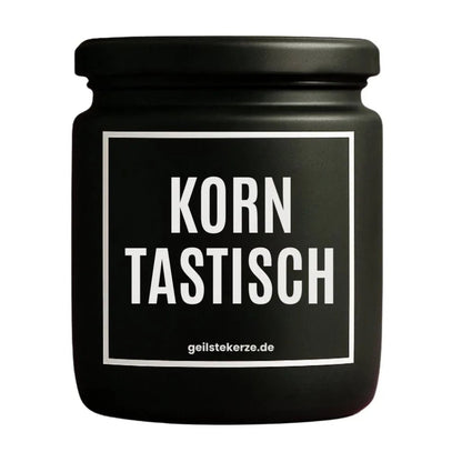 Duftkerze mit Spruch von geilstekerze ist der neue Geschenketrend. Diese witzige Kerze Vegane Bio-Kerze mit Spruch – KORNTASTISCH brennt mega lange sagenhafte 80 Stunde, hochwertige ätherische Öle schaffen beste Duftverteilung. Mit 1400 lustigen Sprüchen perfekt zum Verschenken. Handgemacht in Deutschland von geilstekerze.de -Die beste Duftkerze die du kaufen kannst.