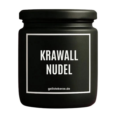 Duftkerze mit Spruch von geilstekerze ist der neue Geschenketrend. Diese witzige Kerze Vegane Bio-Kerze mit Spruch – KRAWALLNUDEL brennt mega lange sagenhafte 80 Stunde, hochwertige ätherische Öle schaffen beste Duftverteilung. Mit 1400 lustigen Sprüchen perfekt zum Verschenken. Handgemacht in Deutschland von geilstekerze.de -Die beste Duftkerze die du kaufen kannst.