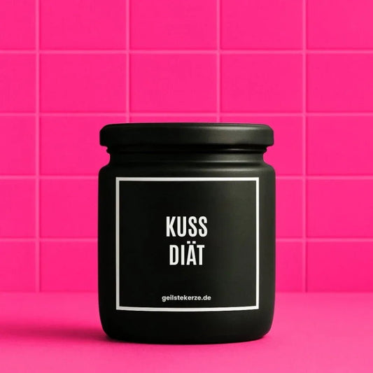 Vegane Bio-Kerze mit Spruch – KUSS DIÄT