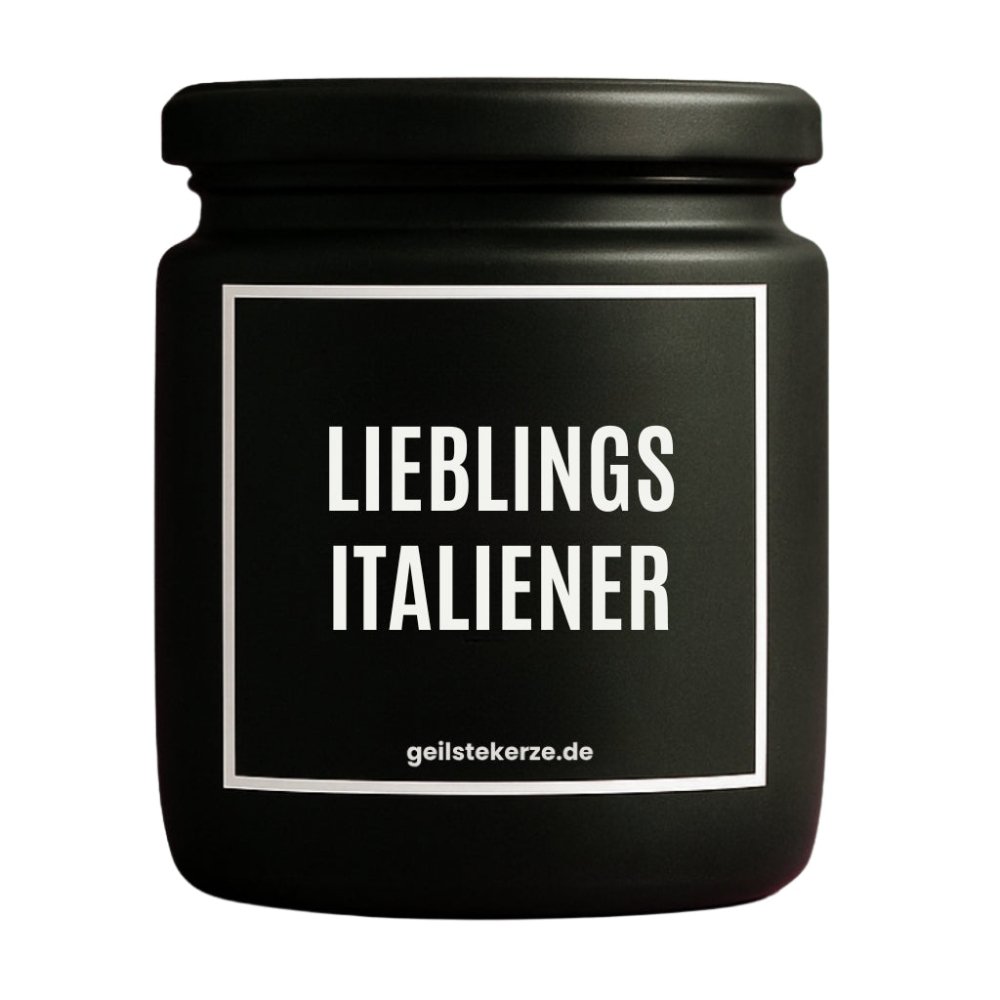 Duftkerze mit Spruch von geilstekerze ist der neue Geschenketrend. Diese witzige Kerze Vegane Bio-Kerze mit Spruch – LIEBLINGSITALIENER brennt mega lange sagenhafte 80 Stunde, hochwertige ätherische Öle schaffen beste Duftverteilung. Mit 1400 lustigen Sprüchen perfekt zum Verschenken. Handgemacht in Deutschland von geilstekerze.de -Die beste Duftkerze die du kaufen kannst.