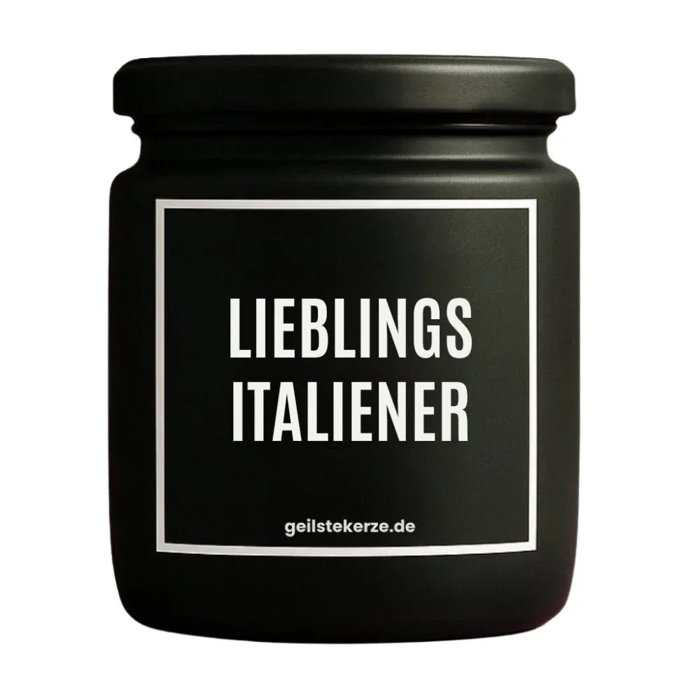 Duftkerze mit Spruch von geilstekerze ist der neue Geschenketrend. Diese witzige Kerze Vegane Bio-Kerze mit Spruch – LIEBLINGSITALIENER brennt mega lange sagenhafte 80 Stunde, hochwertige ätherische Öle schaffen beste Duftverteilung. Mit 1400 lustigen Sprüchen perfekt zum Verschenken. Handgemacht in Deutschland von geilstekerze.de -Die beste Duftkerze die du kaufen kannst.
