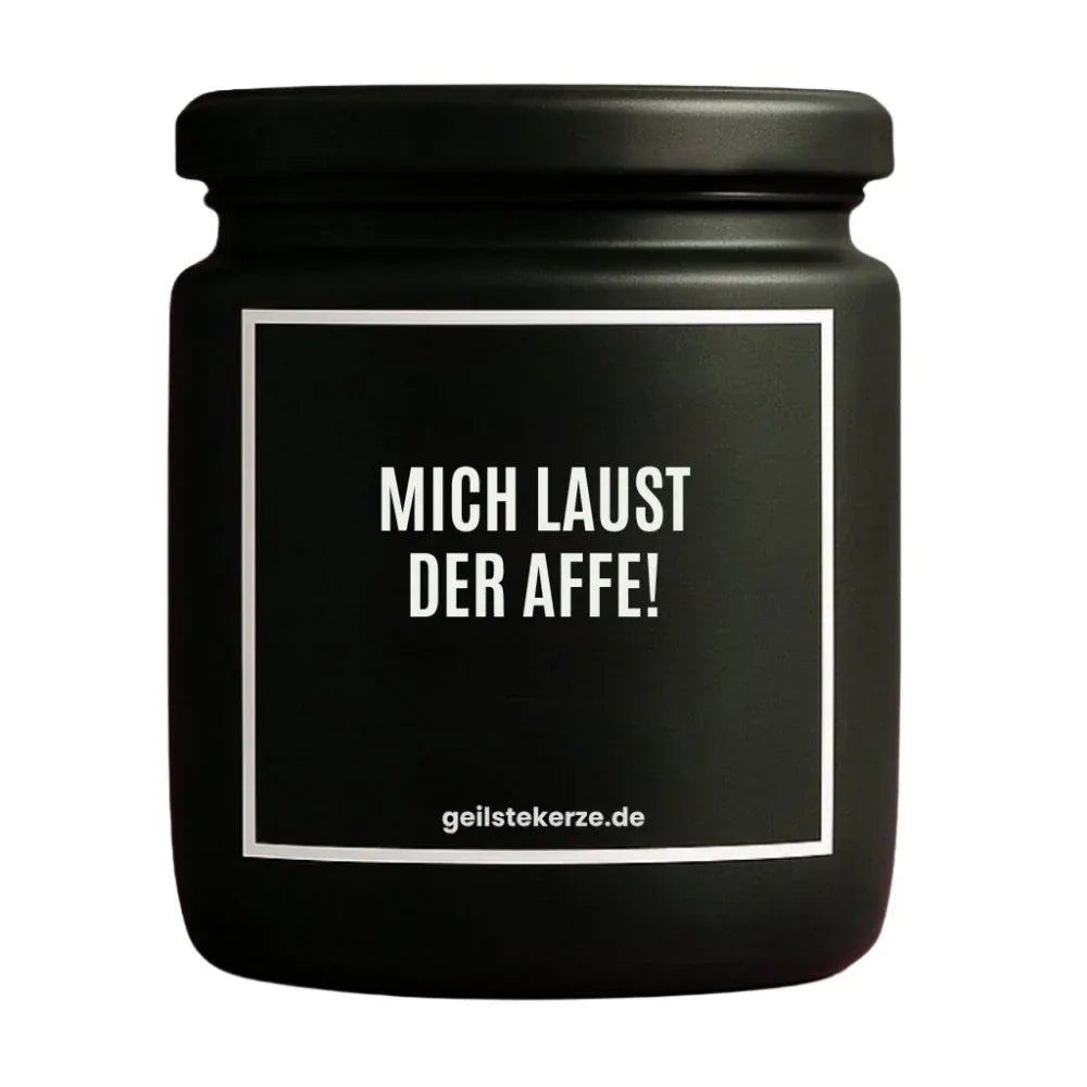 Duftkerze mit Spruch von geilstekerze ist der neue Geschenketrend. Diese witzige Kerze Vegane Bio-Kerze mit Spruch – MICH LAUST DER AFFE! brennt mega lange sagenhafte 80 Stunde, hochwertige ätherische Öle schaffen beste Duftverteilung. Mit 1400 lustigen Sprüchen perfekt zum Verschenken. Handgemacht in Deutschland von geilstekerze.de -Die beste Duftkerze die du kaufen kannst.