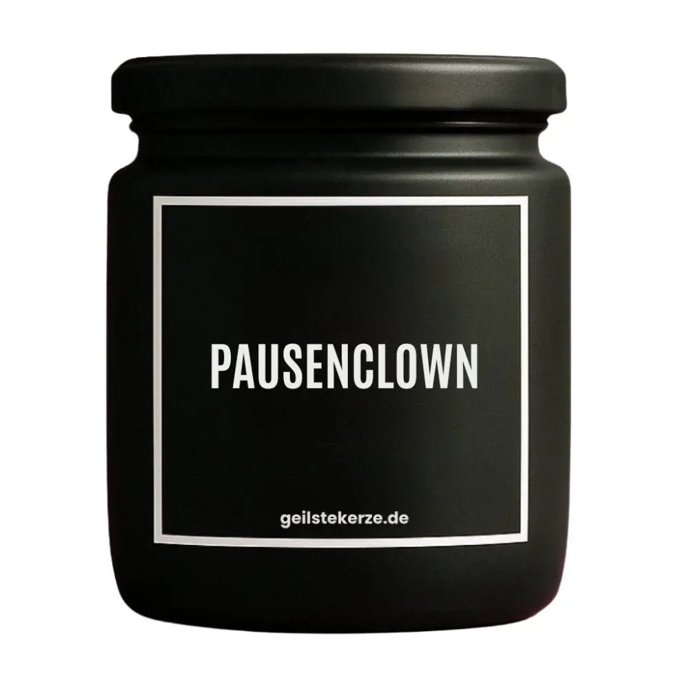 Duftkerze mit Spruch von geilstekerze ist der neue Geschenketrend. Diese witzige Kerze Vegane Bio-Kerze mit Spruch – PAUSENCLOWN brennt mega lange sagenhafte 80 Stunde, hochwertige ätherische Öle schaffen beste Duftverteilung. Mit 1400 lustigen Sprüchen perfekt zum Verschenken. Handgemacht in Deutschland von geilstekerze.de -Die beste Duftkerze die du kaufen kannst.