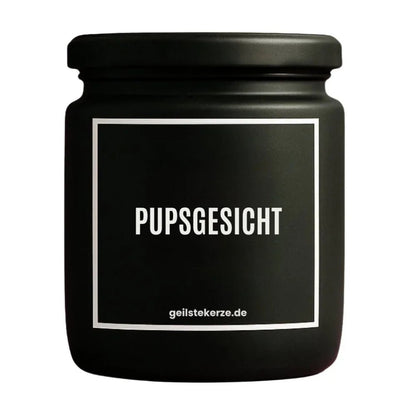 Duftkerze mit Spruch von geilstekerze ist der neue Geschenketrend. Diese witzige Kerze Vegane Bio-Kerze mit Spruch – PUPSGESICHT brennt mega lange sagenhafte 80 Stunde, hochwertige ätherische Öle schaffen beste Duftverteilung. Mit 1400 lustigen Sprüchen perfekt zum Verschenken. Handgemacht in Deutschland von geilstekerze.de -Die beste Duftkerze die du kaufen kannst.