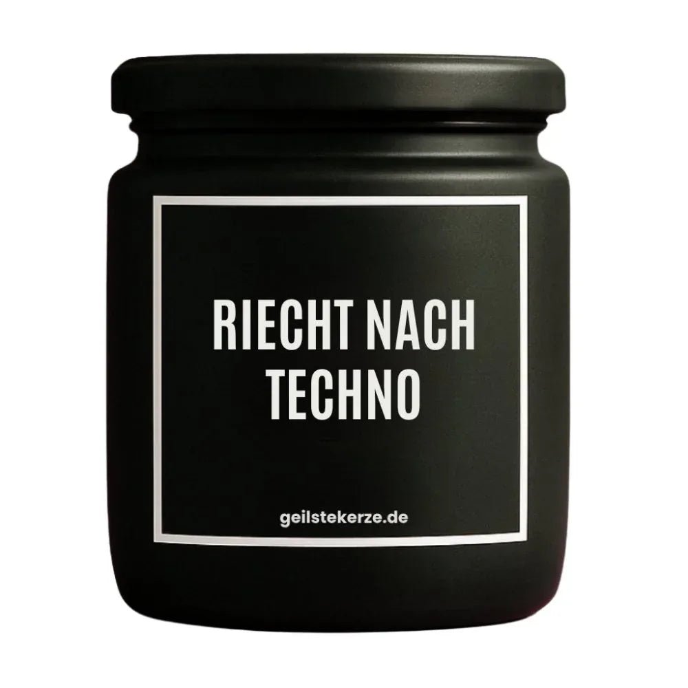 Duftkerze mit Spruch von geilstekerze ist der neue Geschenketrend. Diese witzige Kerze Vegane Bio-Kerze mit Spruch – RIECHT NACH TECHNO brennt mega lange sagenhafte 80 Stunde, hochwertige ätherische Öle schaffen beste Duftverteilung. Mit 1400 lustigen Sprüchen perfekt zum Verschenken. Handgemacht in Deutschland von geilstekerze.de -Die beste Duftkerze die du kaufen kannst.
