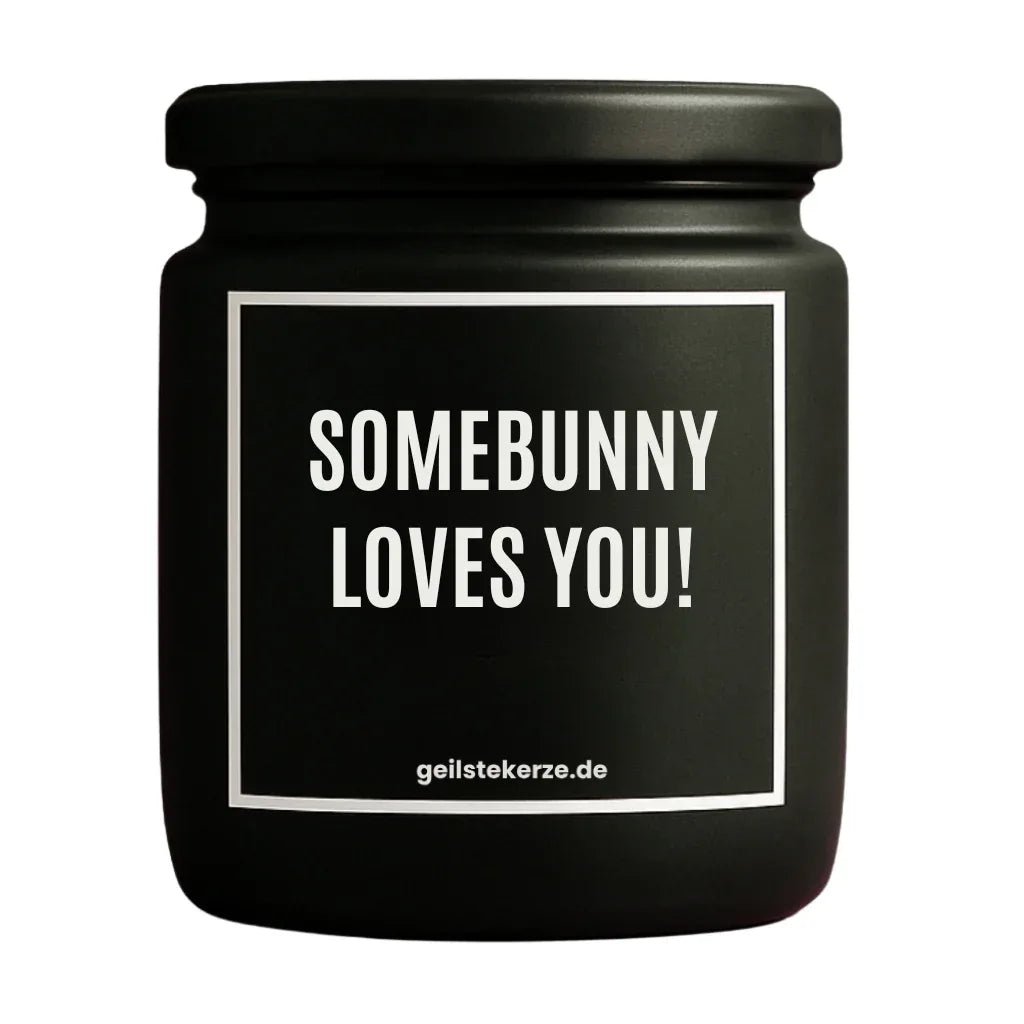 SOMEBUNNY LOVES YOU Duftkerze Detail – Sojawachs, handgemacht
