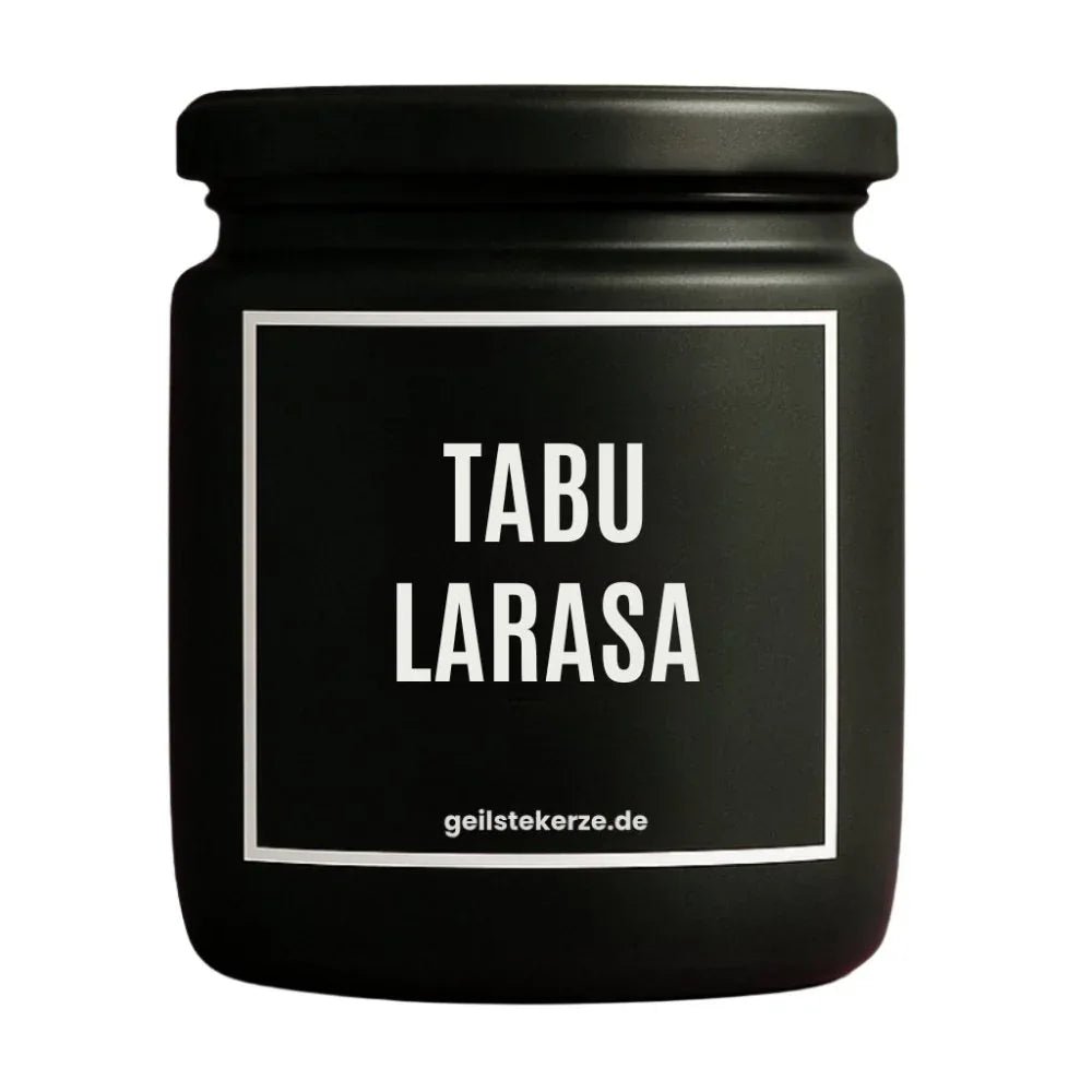 Duftkerze mit Spruch von geilstekerze ist der neue Geschenketrend. Diese witzige Kerze Vegane Bio-Kerze mit Spruch – TABULARASA brennt mega lange sagenhafte 80 Stunde, hochwertige ätherische Öle schaffen beste Duftverteilung. Mit 1400 lustigen Sprüchen perfekt zum Verschenken. Handgemacht in Deutschland von geilstekerze.de -Die beste Duftkerze die du kaufen kannst.