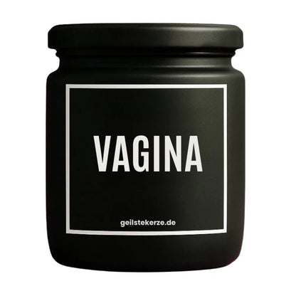 Duftkerze mit Spruch von geilstekerze ist der neue Geschenketrend. Diese witzige Kerze Vegane Bio-Kerze mit Spruch – VAGINA brennt mega lange sagenhafte 80 Stunde, hochwertige ätherische Öle schaffen beste Duftverteilung. Mit 1400 lustigen Sprüchen perfekt zum Verschenken. Handgemacht in Deutschland von geilstekerze.de -Die beste Duftkerze die du kaufen kannst.