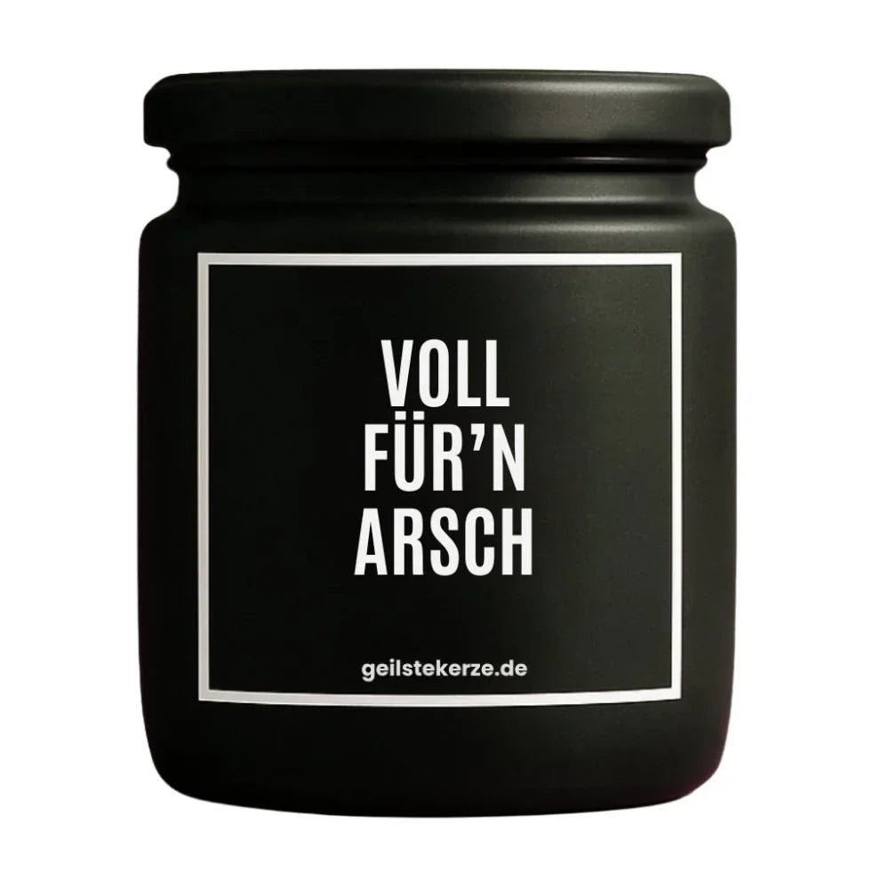 Duftkerze mit Spruch von geilstekerze ist der neue Geschenketrend. Diese witzige Kerze Vegane Bio-Kerze mit Spruch – VOLL FÜR‘N ARSCH brennt mega lange sagenhafte 80 Stunde, hochwertige ätherische Öle schaffen beste Duftverteilung. Mit 1400 lustigen Sprüchen perfekt zum Verschenken. Handgemacht in Deutschland von geilstekerze.de -Die beste Duftkerze die du kaufen kannst.