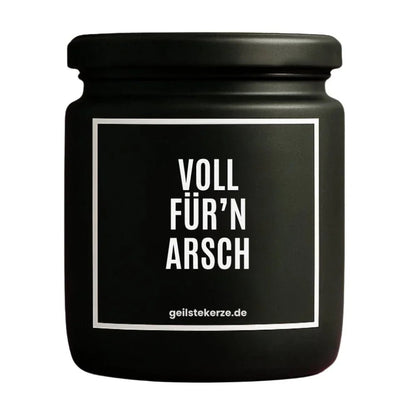 Duftkerze mit Spruch von geilstekerze ist der neue Geschenketrend. Diese witzige Kerze Vegane Bio-Kerze mit Spruch – VOLL FÜR‘N ARSCH brennt mega lange sagenhafte 80 Stunde, hochwertige ätherische Öle schaffen beste Duftverteilung. Mit 1400 lustigen Sprüchen perfekt zum Verschenken. Handgemacht in Deutschland von geilstekerze.de -Die beste Duftkerze die du kaufen kannst.